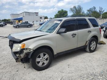  Salvage Ford Escape