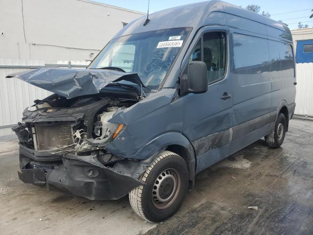  Salvage Mercedes-Benz Sprinter