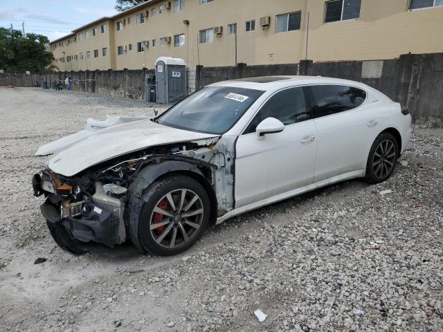  Salvage Porsche Panamera