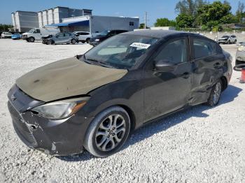  Salvage Toyota Yaris