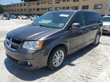  Salvage Dodge Caravan