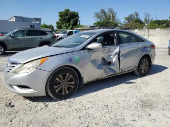  Salvage Hyundai SONATA