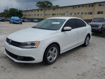  Salvage Volkswagen Jetta