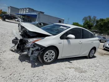  Salvage Toyota Prius