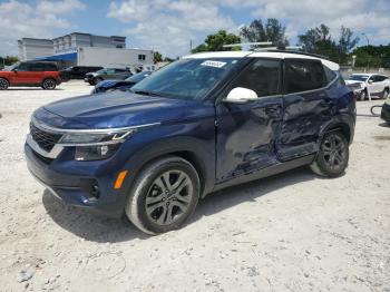  Salvage Kia Seltos