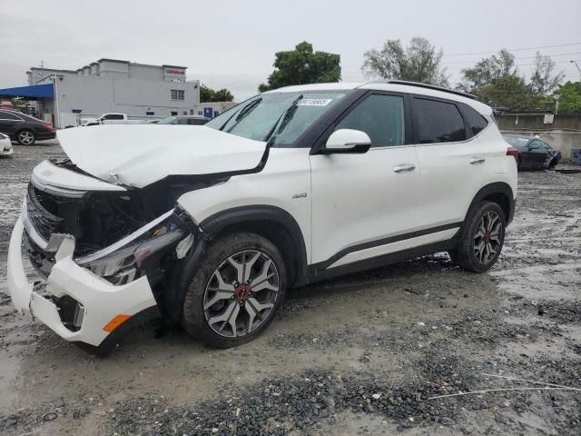  Salvage Kia Seltos