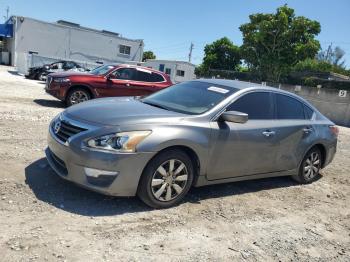  Salvage Nissan Altima