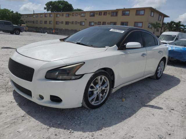  Salvage Nissan Maxima