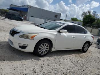  Salvage Nissan Altima