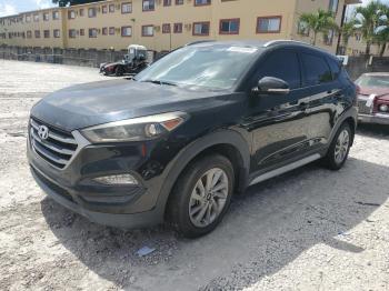  Salvage Hyundai TUCSON