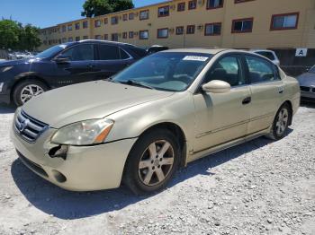  Salvage Nissan Altima