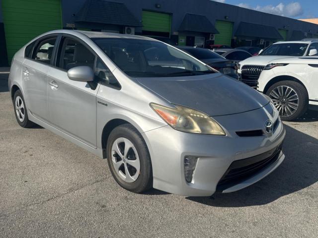  Salvage Toyota Prius