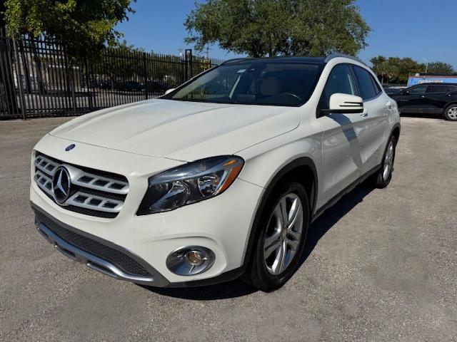  Salvage Mercedes-Benz GLA