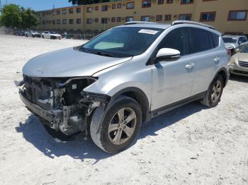 Salvage Toyota RAV4