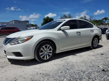  Salvage Nissan Altima