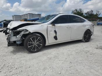  Salvage Lexus Es