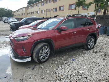  Salvage Toyota RAV4