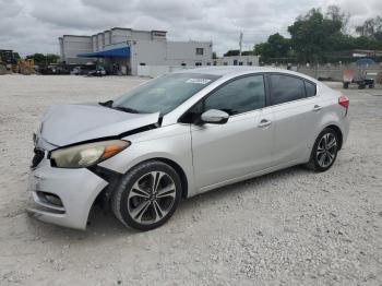  Salvage Kia Forte