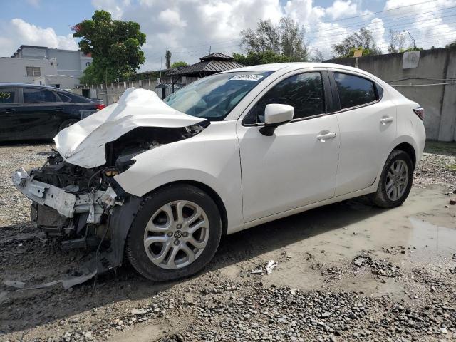  Salvage Toyota Yaris