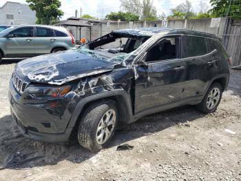 Salvage Jeep Compass