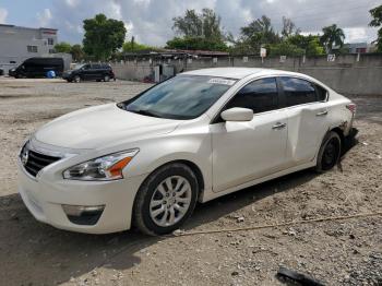  Salvage Nissan Altima