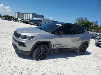  Salvage Jeep Compass