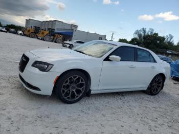  Salvage Chrysler 300