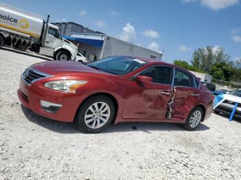  Salvage Nissan Altima