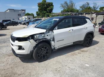  Salvage Jeep Compass