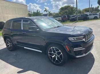  Salvage Jeep Grand Cherokee