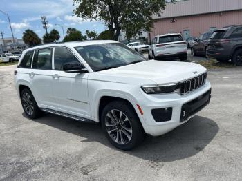  Salvage Jeep Grand Cherokee