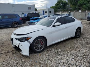  Salvage Alfa Romeo Giulia