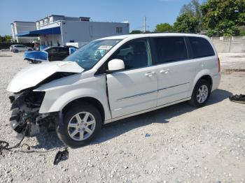  Salvage Chrysler Minivan