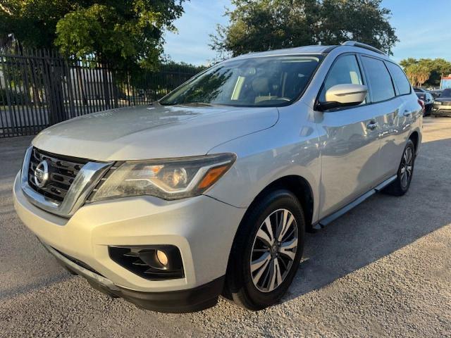  Salvage Nissan Pathfinder