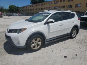  Salvage Toyota RAV4
