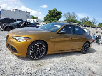  Salvage Alfa Romeo Giulia