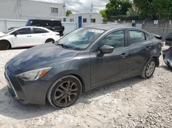  Salvage Toyota Yaris