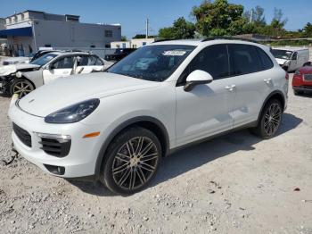  Salvage Porsche Cayenne