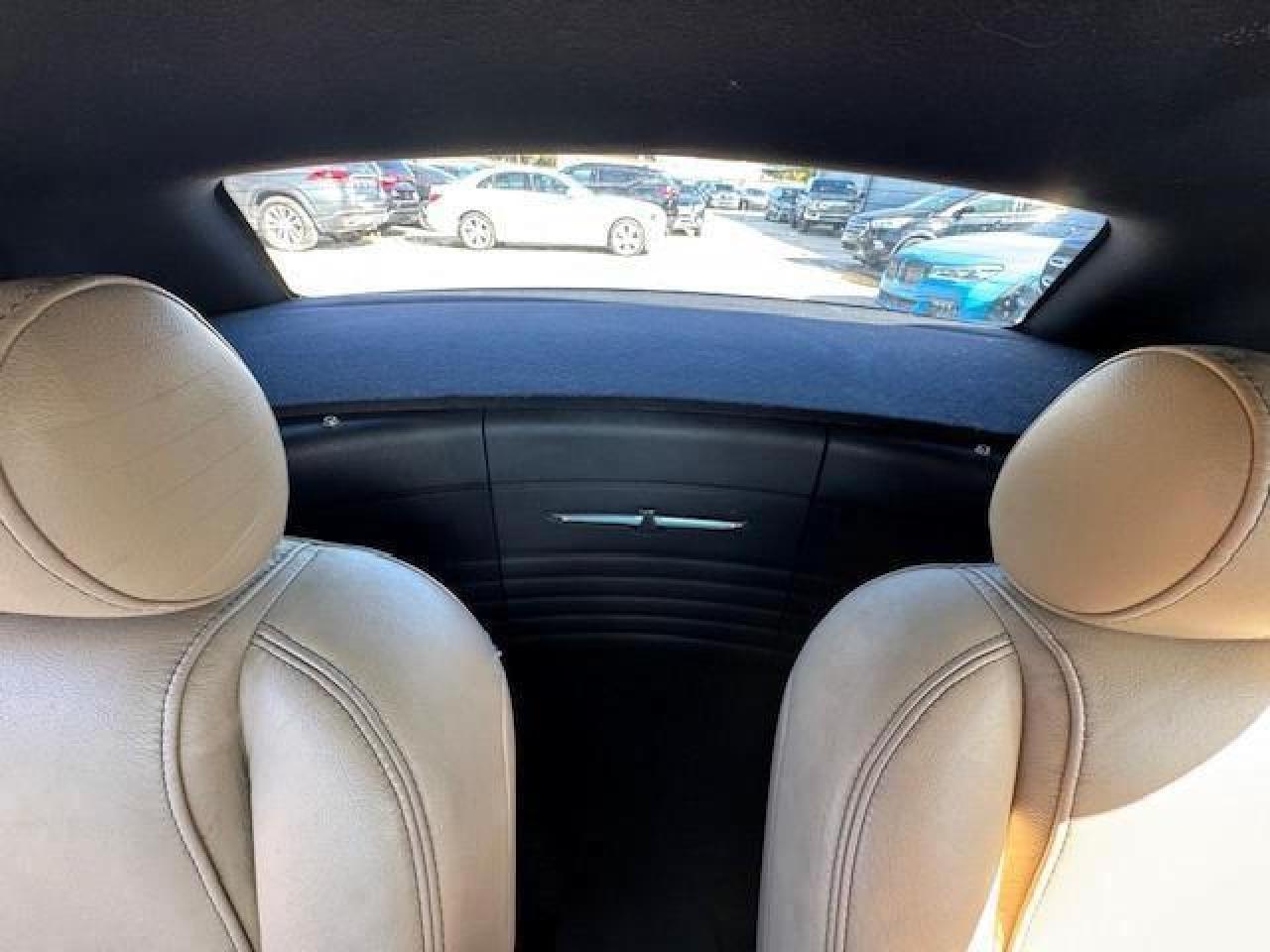 Ford Thunderbird Image 14