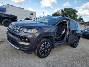  Salvage Jeep Compass