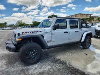  Salvage Jeep Gladiator
