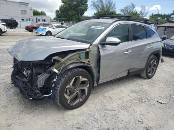  Salvage Hyundai TUCSON