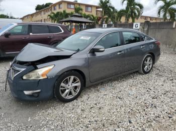  Salvage Nissan Altima