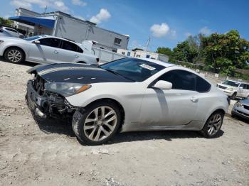  Salvage Hyundai Genesis