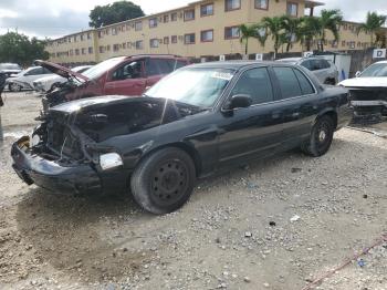  Salvage Ford Crown Vic