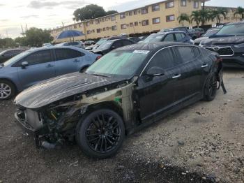  Salvage Kia Stinger