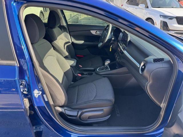 Kia Forte Fe Image 12