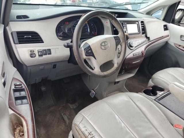 Toyota Sienna Xle Image 5