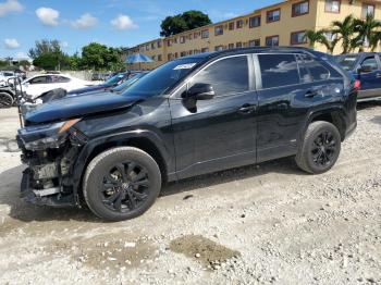  Salvage Toyota RAV4