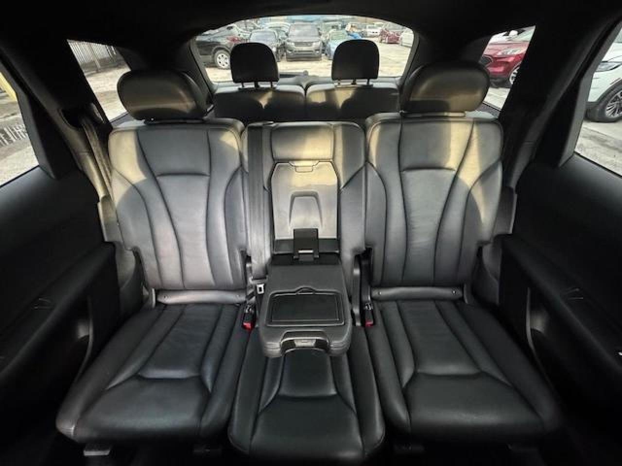 Audi Q7 Premium Image 8
